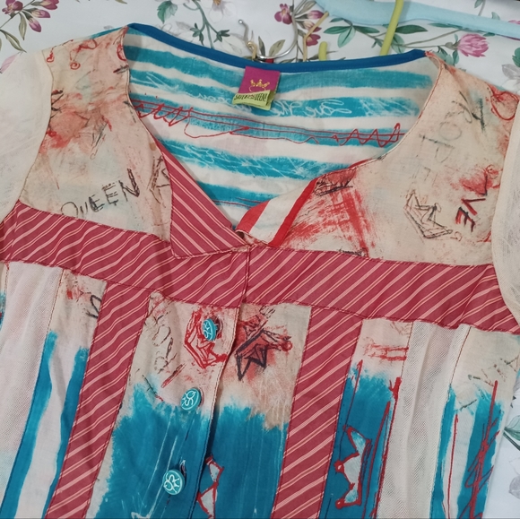 Save the Queen mixed media button front top sailboat print mesh 3/4 sleeves LG - Picture 10 of 14